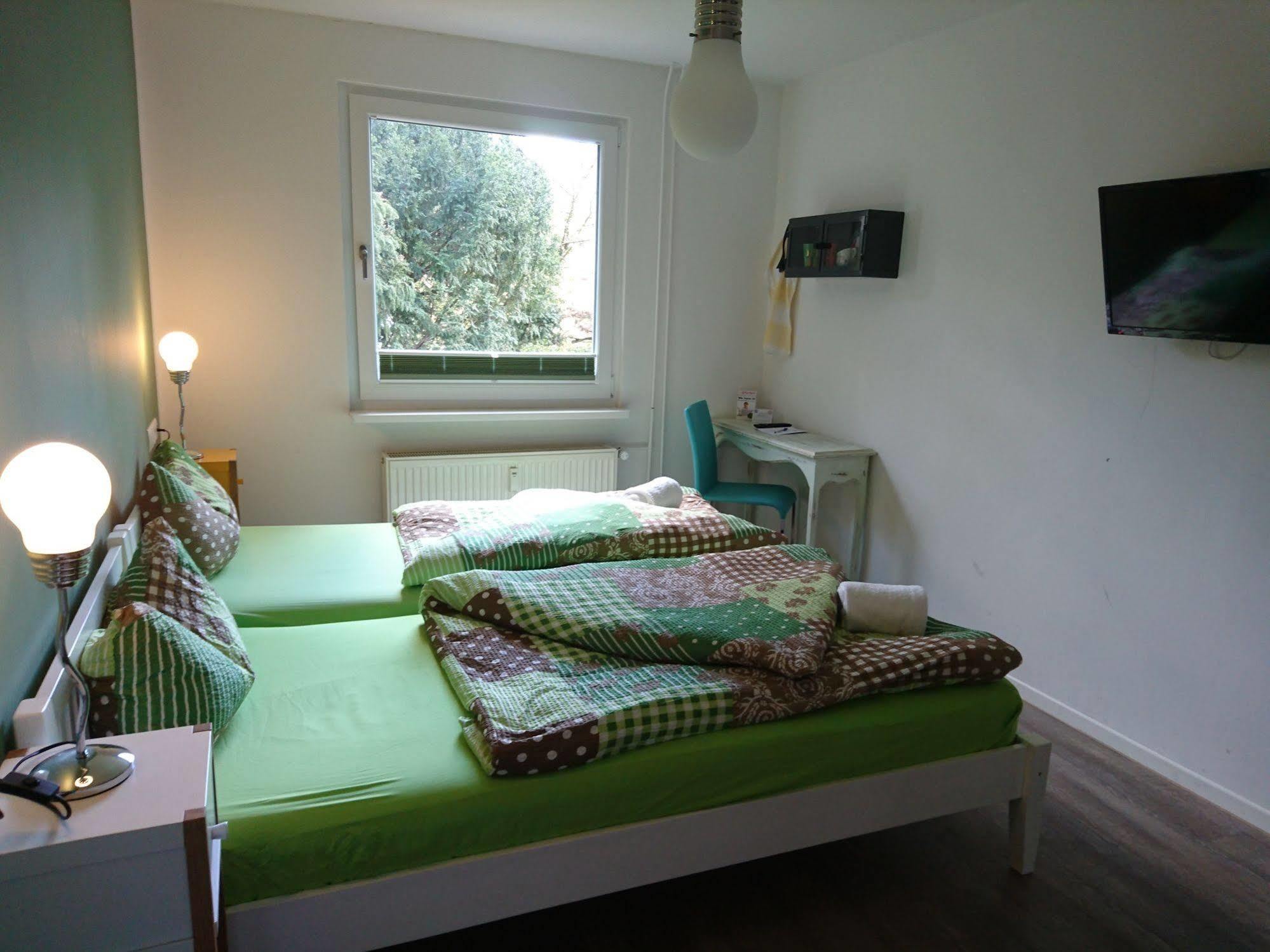 Budapester Hof Gaestehaus Hamburg Ngoại thất bức ảnh