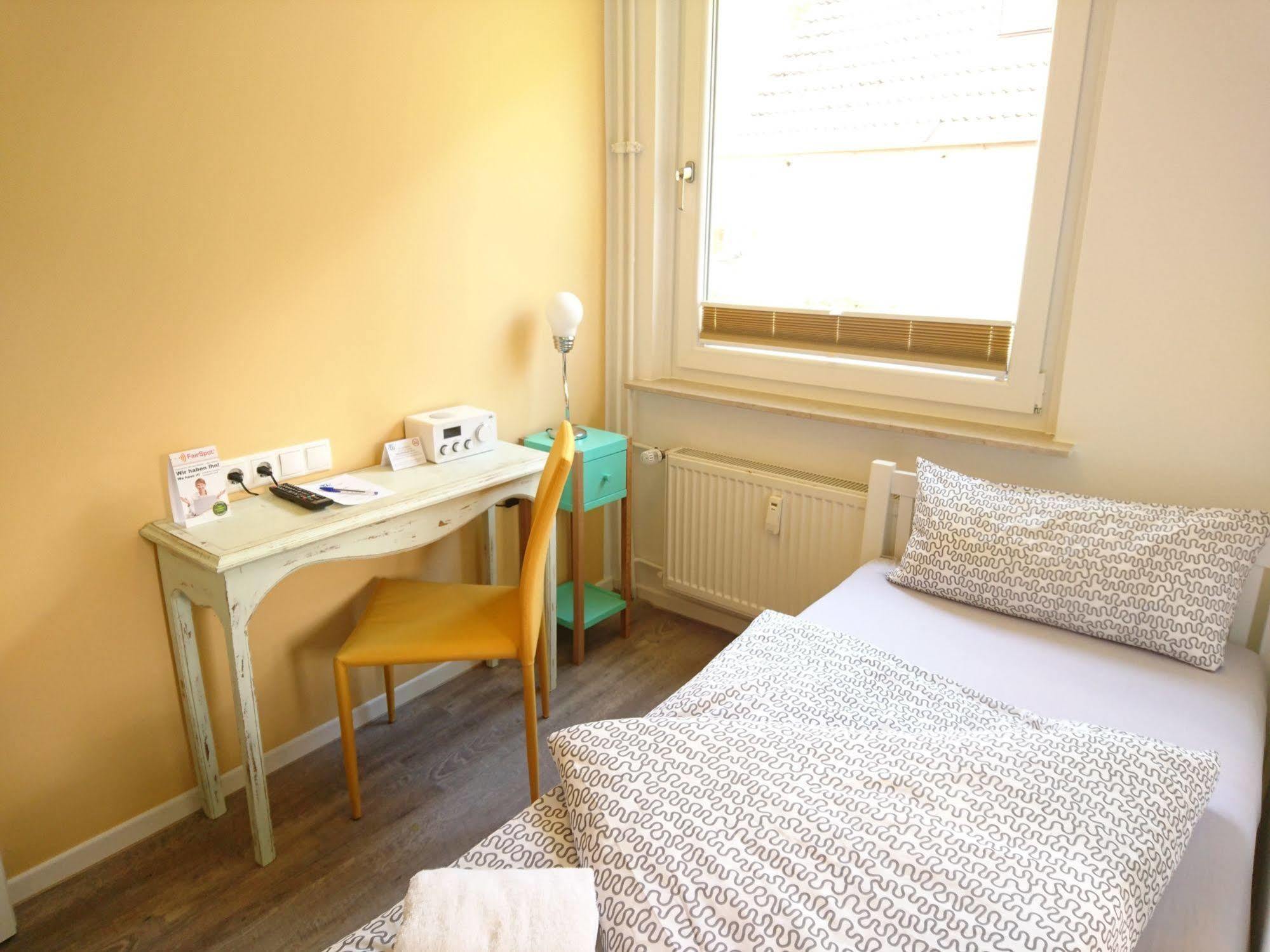 Budapester Hof Gaestehaus Hamburg Ngoại thất bức ảnh
