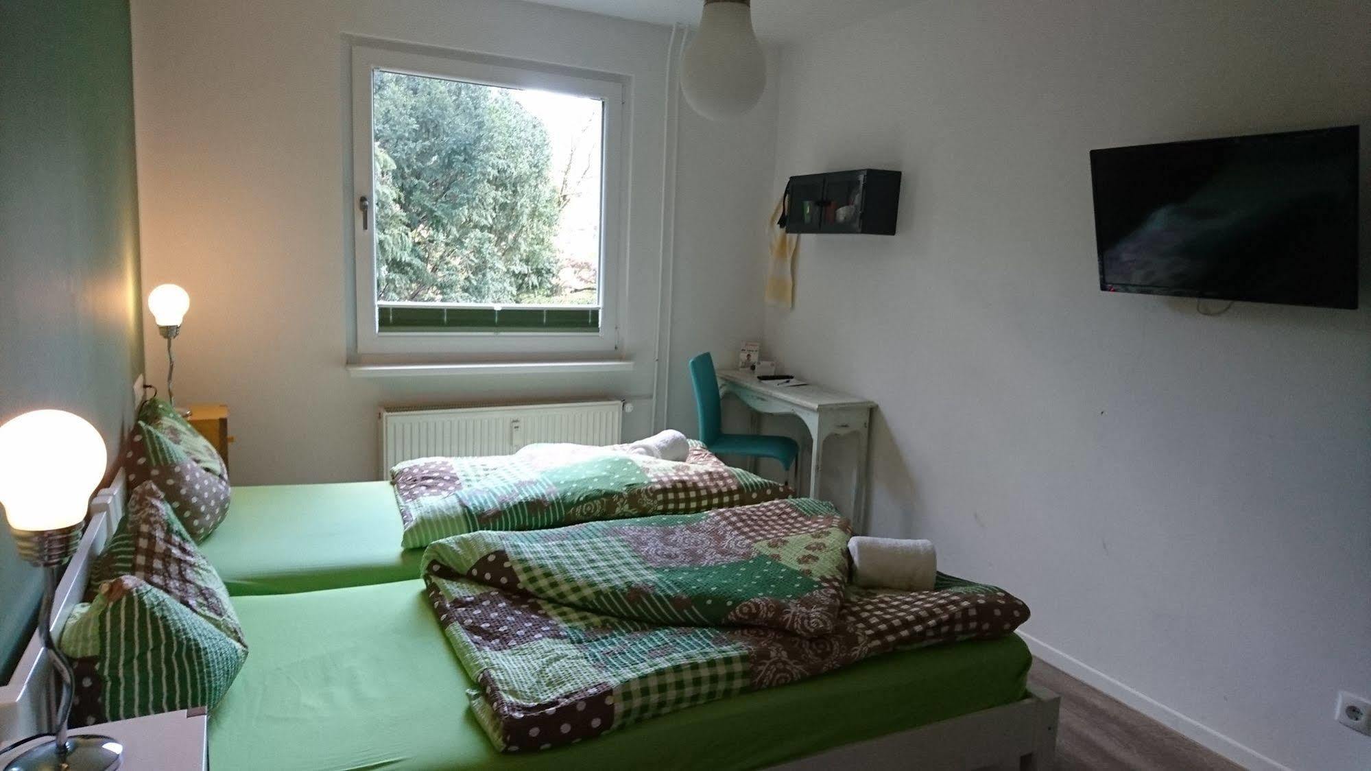 Budapester Hof Gaestehaus Hamburg Ngoại thất bức ảnh